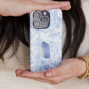 LOOPY IPHONE 15 PRO CASE BLUE TOILE NEW